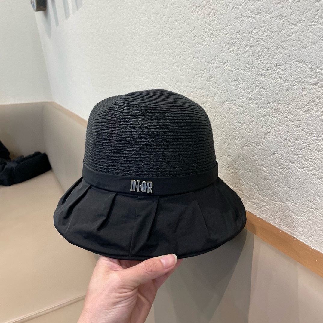 Christian Dior Caps